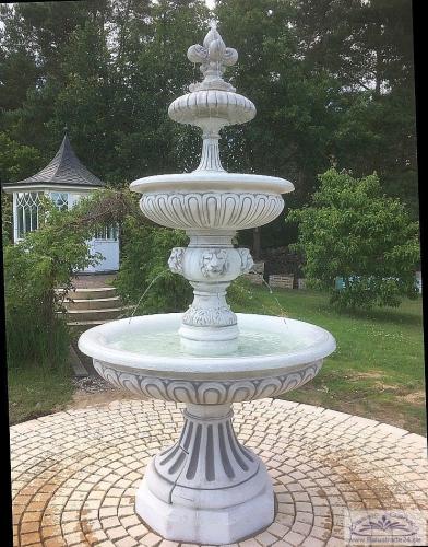 gartenbrunnen kaskadenbrunnen mit löwenkopf